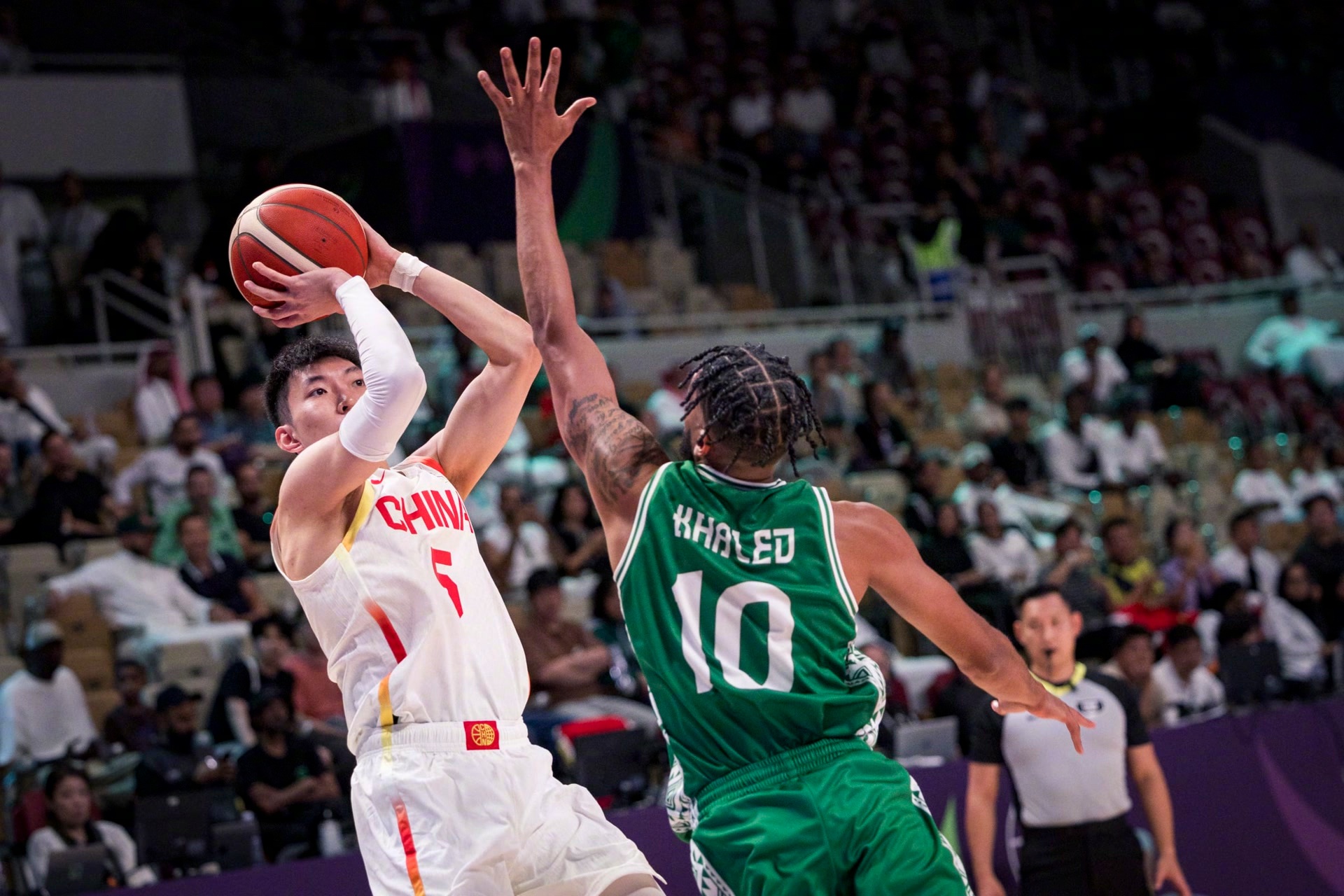 金年会-斯图加特发布备战花絮，赛前内部沟通，NBA常规赛任务艰巨，心理建设被强调的简单介绍