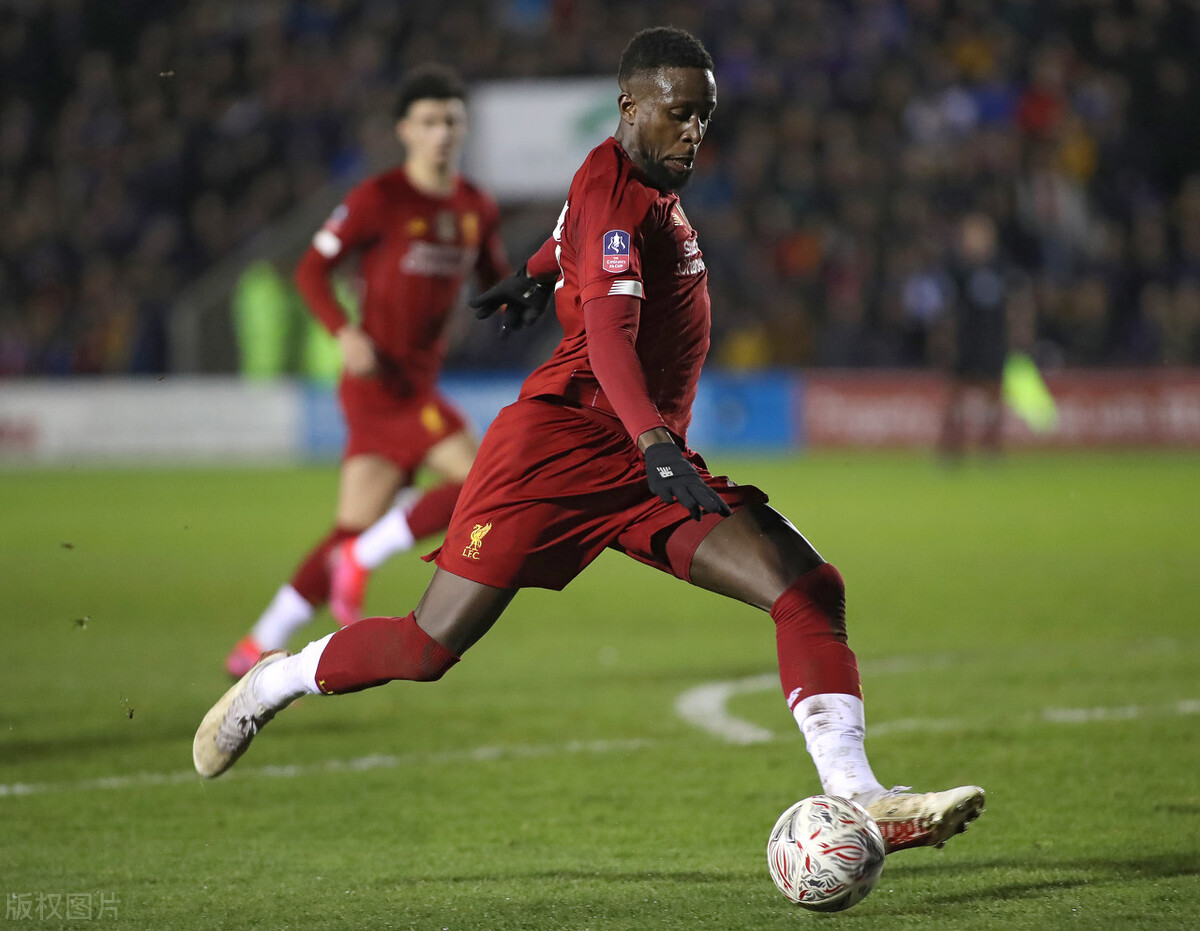 金年会APP-包含北京首钢发布备战花絮；转会期门线救险；法甲任务艰巨；更衣室氛围转暖的词条